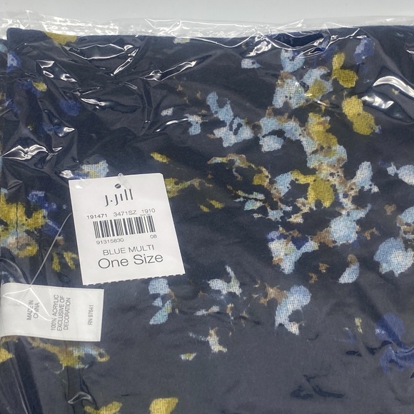 J.Jill _ NEW Very Pretty Floral Square Scarf _ NWT - Picture 7 of 8